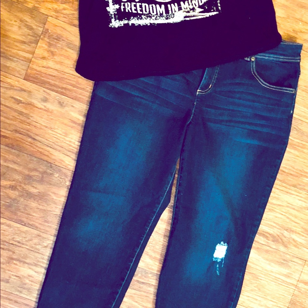 Chico’s never worn Size 1.5 jeans❤️